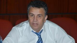 بسبب إضرابات التجار وهبي يجر وزير الاقتصاد والمالية إلى المسائلة بالبرلمان