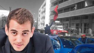 بعد وصفهم لهم بـ’الموسخين’ سائقو الطاكسيات يحتجون على ‘مومو’ و يجرونه للقضاء