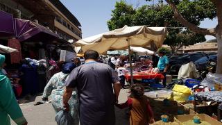 تارودانت: من له المصلحة في تغليب كفة العشوائية “الفراشة” على كفة التنظيم بالسوق البلدي جنان الجامع