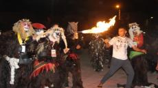 النسخة الخامسة لكرنفال بجلود “بويلماون” بمدينة أيت إعزة تارودانت