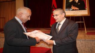 ورزازات..عامل اقليم يوشح موظفين متقاعدين بمديرية وزارة التجهيز والنقل