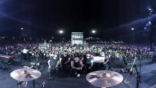 الستاتي و أسماء المنور يلهبان حماس جمهور تيميتار بحضور أزيد من 200 ألف متفرج