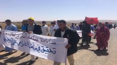 بالفيديو ساكنة أسرير بكلميم تخرج احتجاجا على الترامي على 16400 هكتار من أراضيها