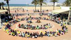 “أكادير تبتسم”…حملة شبابية تدعو إلى الإحتفال بالإبتسامة مع ساكنة المدينة