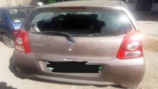 القليعة: احتجاجات التلاميذ على إضافة الساعة تتسبب في كسر زجاج سيارة