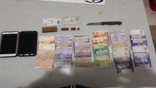 توقيف شخصين بايت ملول متلبسين بحيازة المخدرات وترويجها