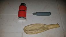 بعد الاكستازي … النفاخة المخدرة تهدد الشباب المغربي