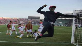 الوداد يطيح بصانداوز و يعبر لنهائي كأس الأبطال