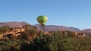 تشجيعا لسياحة إطلاق أول نشاط سياحي بالمناطيد في درعة تافيلالت