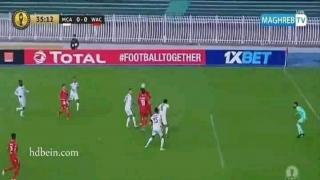 على طريقة رادس و الترجي ، فضيحة تحكيمية في الجزائر… تيسيما يحرم الوداد من هدف مشروع للكرتي