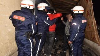 توقيف فتيات و شبان وسط محل للتدليك بأكادير