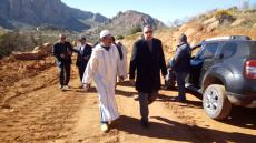 موجة البرد تخرج عامل اشتوكة ايت بها من مكتبه