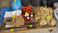 امن اكادير يحجز كميات كبيرة من المخدرات و 20 مليون سنتيم لدى تاجر مخدرات