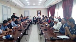 عامل إقليم اشتوكة ايت باها يبسط أمام مهاجري الاقليم اهم المنجزات التنموية المحققة