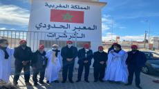 محمد الأنصاري رئيس الغرفة والتجارة والصناعة والخدمات لجهة درعة تافيلالت يزور معبر الكركارات