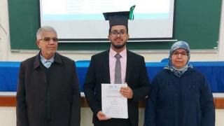 بميزة مشرف جدا … الطالب زكرياء أيت المدن يحصل على الدكتوراه في هندسة المعلوميات