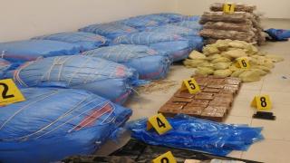 حجز طن من مخدر الكيف و22 كيلوغرام من مخدر الشيرا بأيت ملول