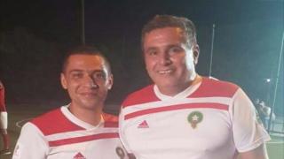 جماهير الوداد ل أخنوش “عطينا تيساع الوداد لا يحتاج إلى تهنئتكم”