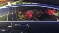 تحت حراسة امنية … الملك بتجول بشوارع أكادير