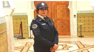 سهام ميامي مفتش شرطة تسهر على أمن الحدود بمطار اكادير