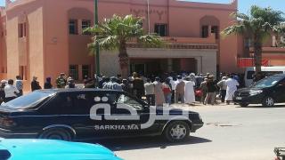 مواطنون يخرقون حالة الطوارئ بالقليعة و فعاليات تطالب السلطة بالحزم و الصرامة