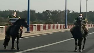 وحدة الخيالة تحاصر المخالفين للحجر الصحي بغابة واد سوس في اتجاه القليعة