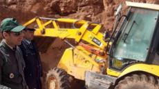 تارميكت ورزازات السلطات تباشر عملية هدم المباني الايلة للسقوط و التي تشكل خطرا على الساكنة