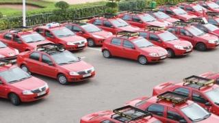 سائقي سيارات الأجرة بأكادير ملزمون بدفع 450 درهم