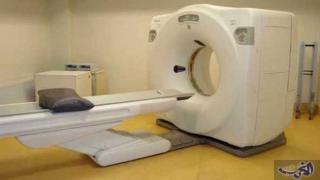 مواطنون بأكادير يشتكون غياب السكانير بالمستشفى العسكري و يستغربون كيف يرسل المغرب بمستشفيات مجهزة لسوريا و فلسطين