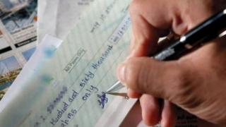 تخفيض غرامات الشيكات بدون رصيد