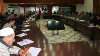 استعدادا للموسم الشتوي . لجنة اليقظة بإقليم ورزازات تجتمع و تسخر 30 آلية في إطار التموقع الاستباقي