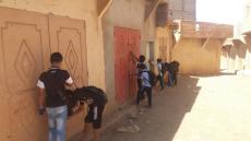 عشرات التلاميذ يقطنون داخل “كراجات” لمتابعة الدراسة وسط جماعة تتاوت بإقليم تارودانت (صور)