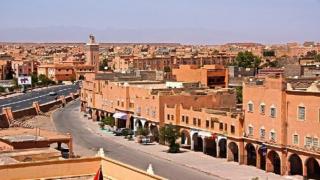 بلدية ورزازات تقرر إغلاق جميع المحلات التجارية والوحدات الإنتاجية والخدماتية على الساعة الثالثة