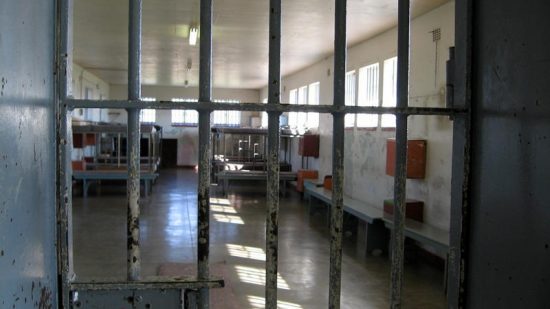112 سجينا يستفيدون من العفو الملكي بتاونات
