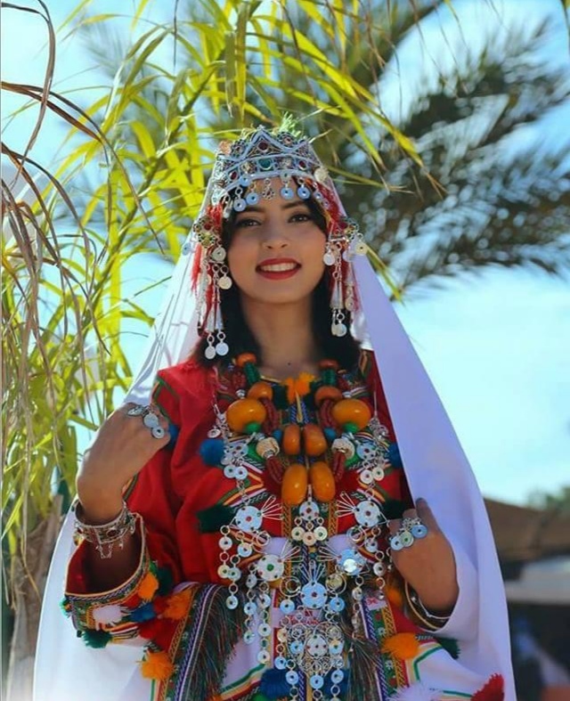 بعد الاعتراف الملكي بالسنة الأمازيغية…ميس أمازيغ تعود بقوة