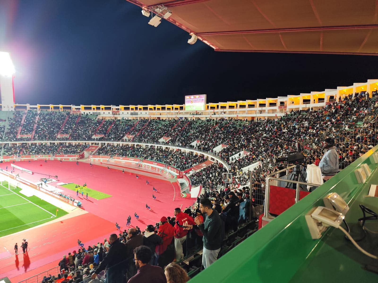 إجراءات أمنية مشددة بملعب أكادير لعدم الدخول بدون تذاكر